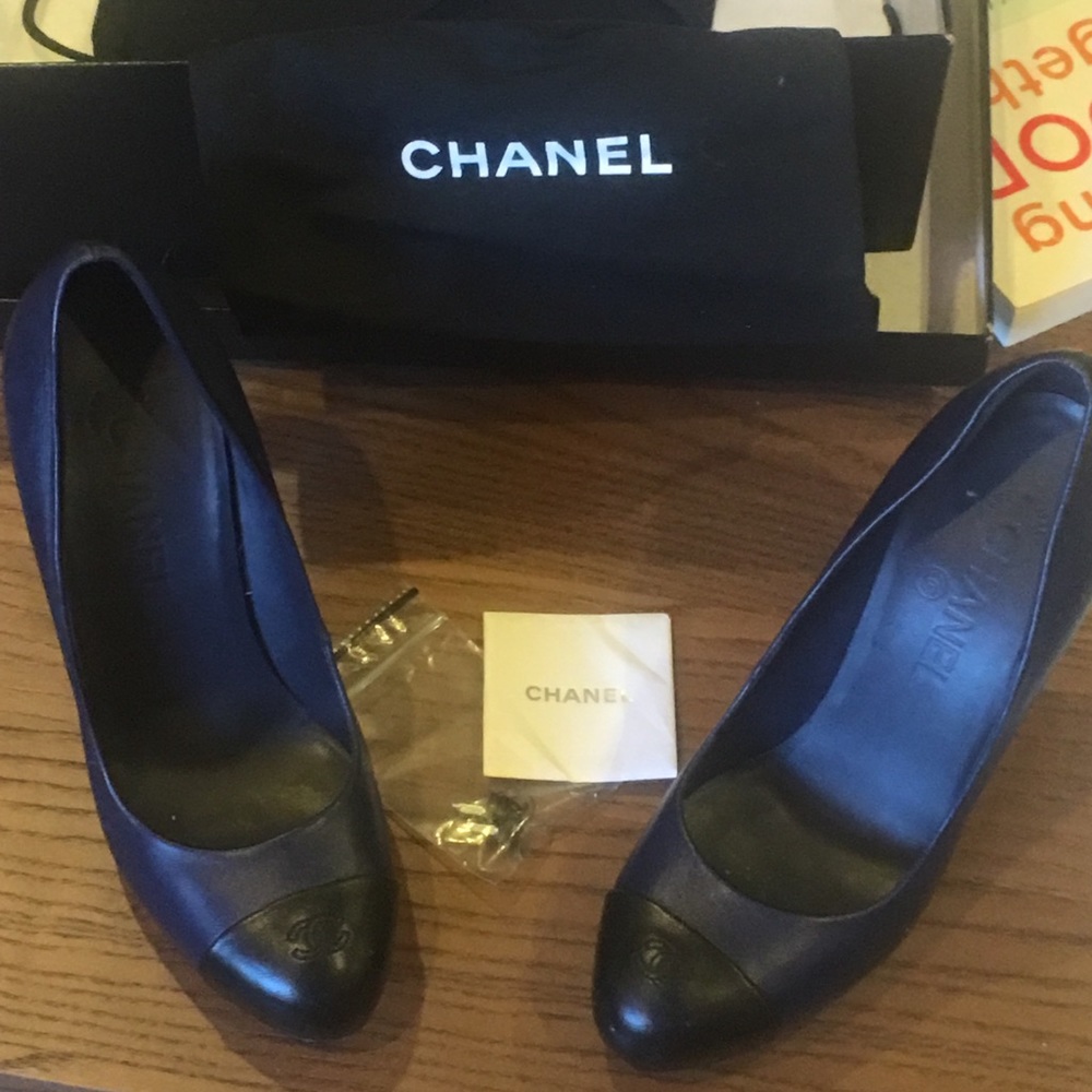 Chanel dark navy blue pumps 37.5 but runs small